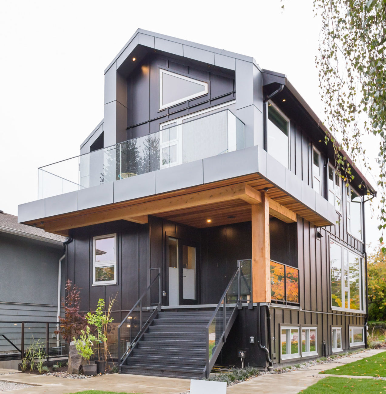 VANCOUVER CONTEMPORARY HOME - East 26th Avenue